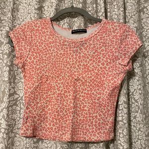 Brandy Melville cheetah print crop tee